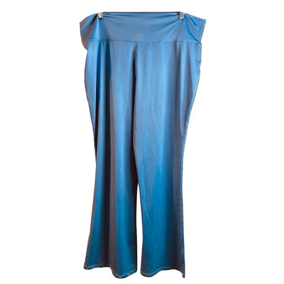 ProPlayer Women's Plus Size Yoga Flared Legs Pants Lichen Blue Size 3X NEW - Picture 2 of 7
